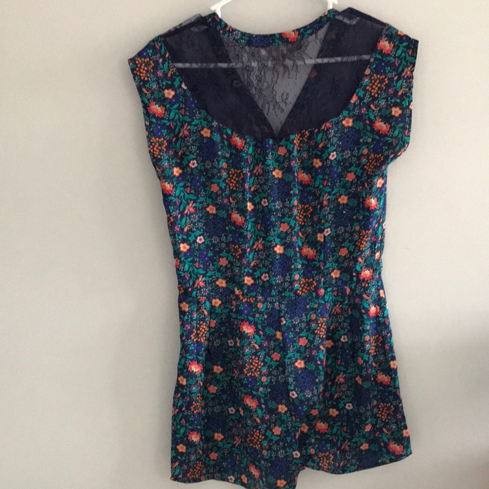Summer/Spring time romper - Picture 3 of 4